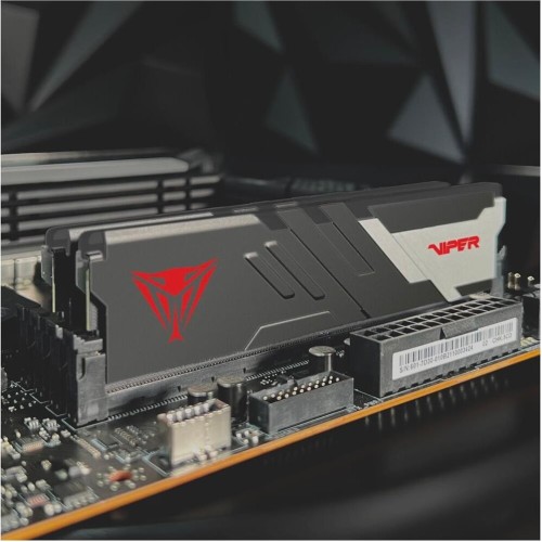 PATRIOT Память 2x16Gb 7400MHz PVV532G740C36K Viper Venom RTL Gaming PC5-59200 CL36 DIMM 288-pin 1.5В kit с радиатором Ret PATRIOT Память 2x16Gb 7400MHz PVV532G740C36K Viper Venom RTL Gaming PC5-59200 CL36 DIMM 288-pin 1.5В kit с радиатором Ret