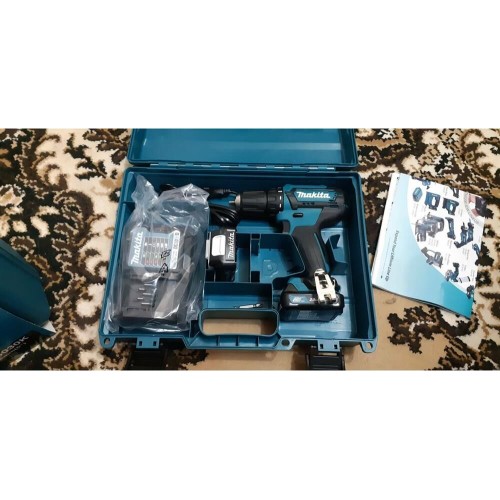 MAKITA Дрель-шуруповерт DF333DWAE, 2Ач, с двумя аккумуляторами MAKITA Дрель-шуруповерт DF333DWAE, 2Ач, с двумя аккумуляторами