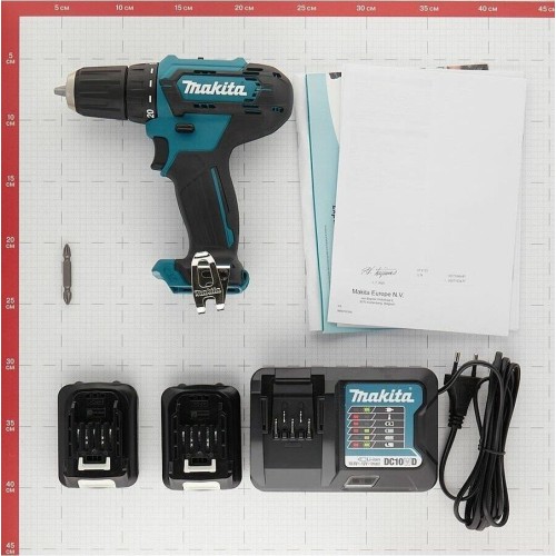 MAKITA Дрель-шуруповерт DF333DWAE, 2Ач, с двумя аккумуляторами MAKITA Дрель-шуруповерт DF333DWAE, 2Ач, с двумя аккумуляторами