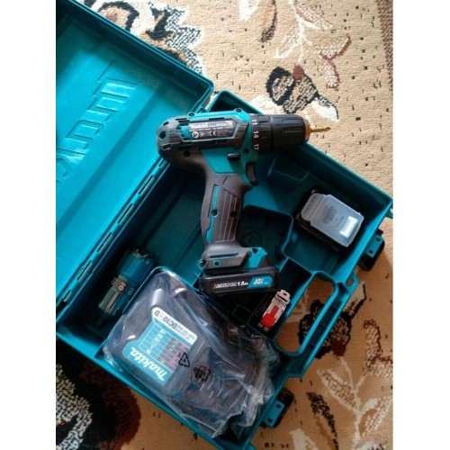 MAKITA Дрель-шуруповерт DF333DWAE, 2Ач, с двумя аккумуляторами MAKITA Дрель-шуруповерт DF333DWAE, 2Ач, с двумя аккумуляторами