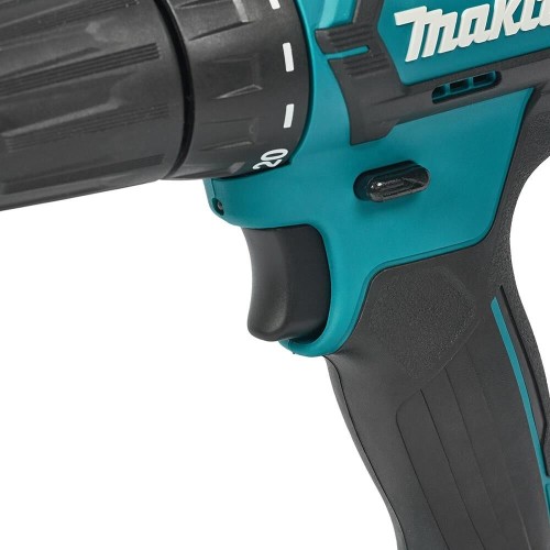 MAKITA Дрель-шуруповерт DF333DWAE, 2Ач, с двумя аккумуляторами MAKITA Дрель-шуруповерт DF333DWAE, 2Ач, с двумя аккумуляторами